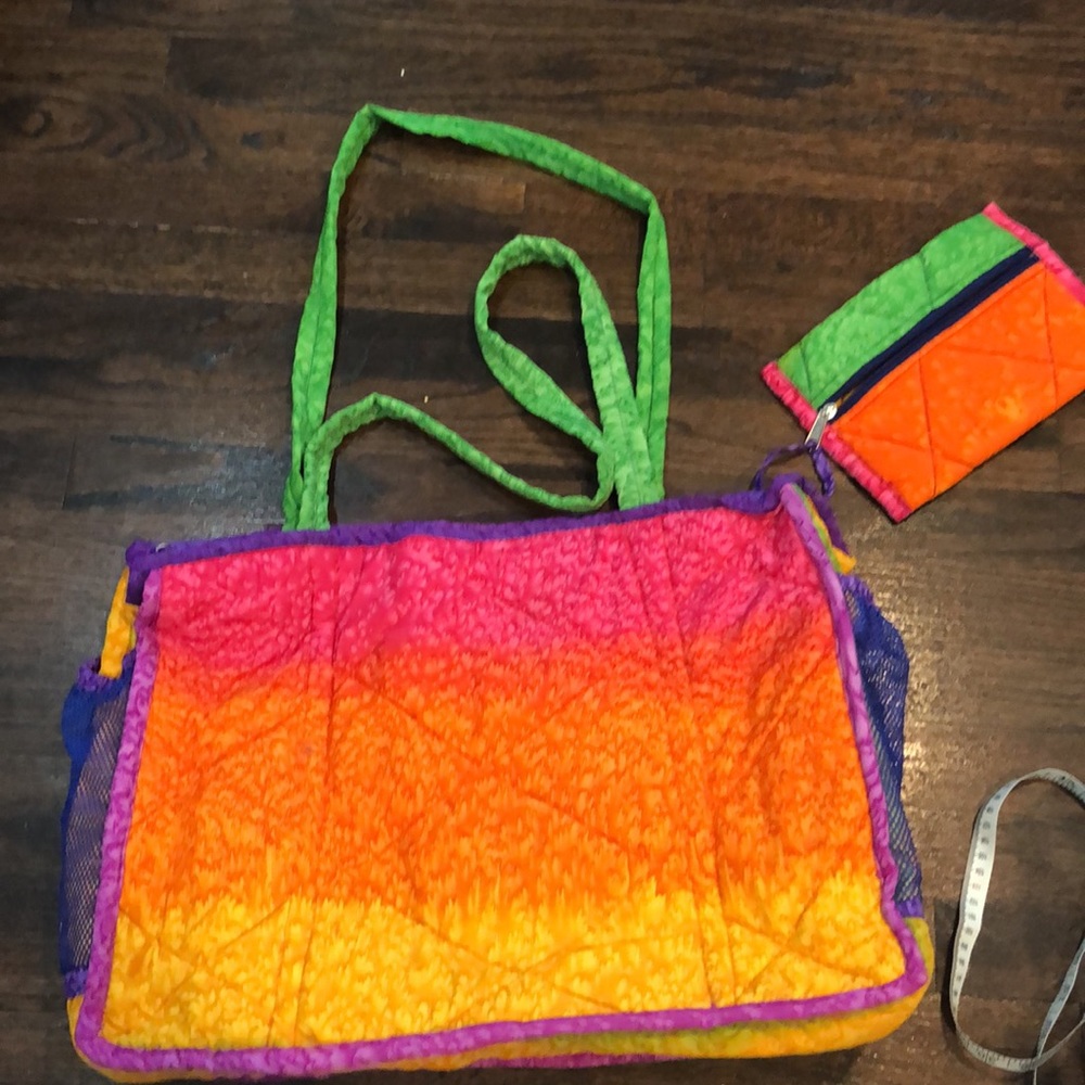 Tote - Picture 2 of 10